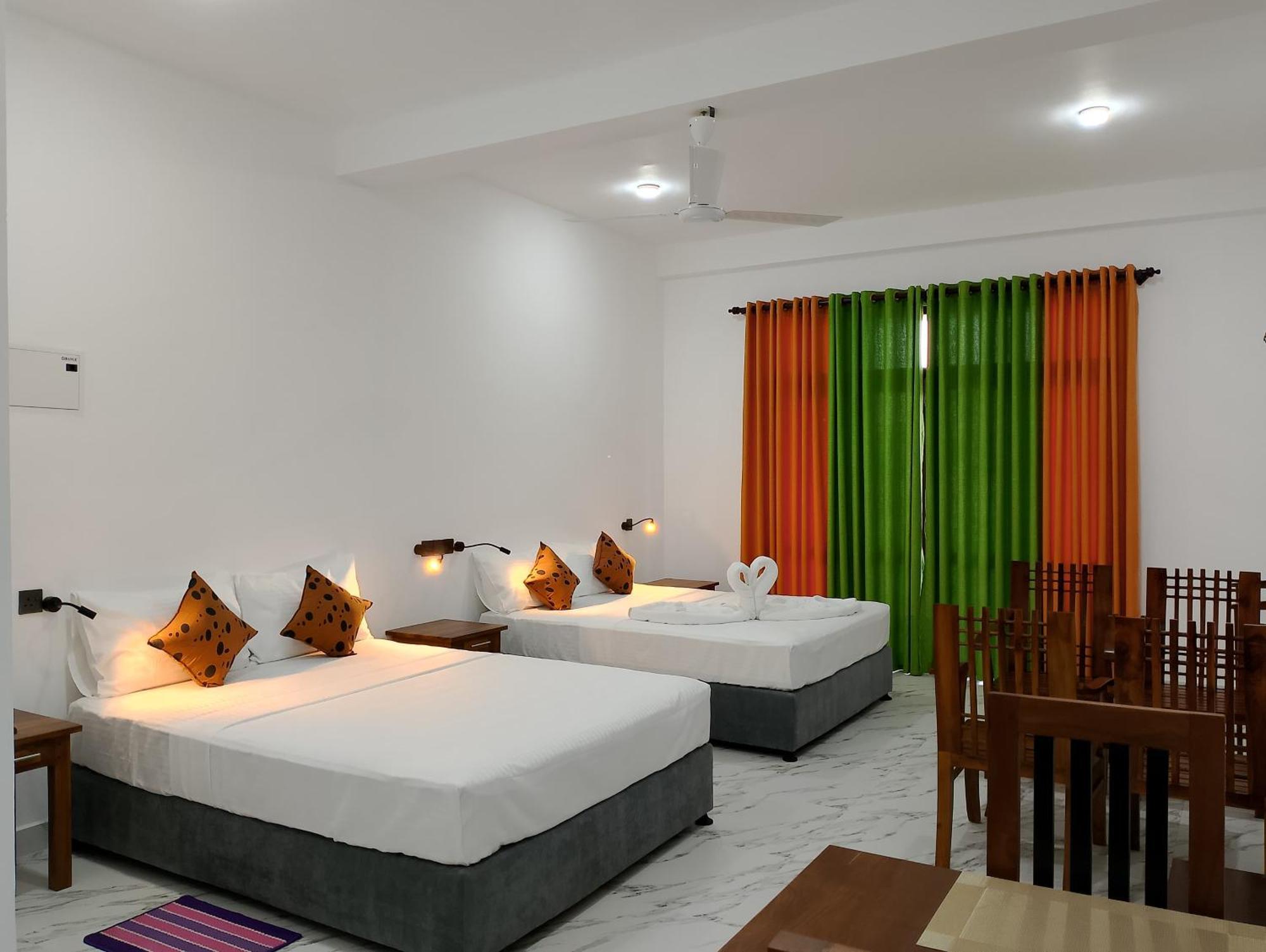 Malindu Yala Gate Hotel Tissamaharama Ngoại thất bức ảnh