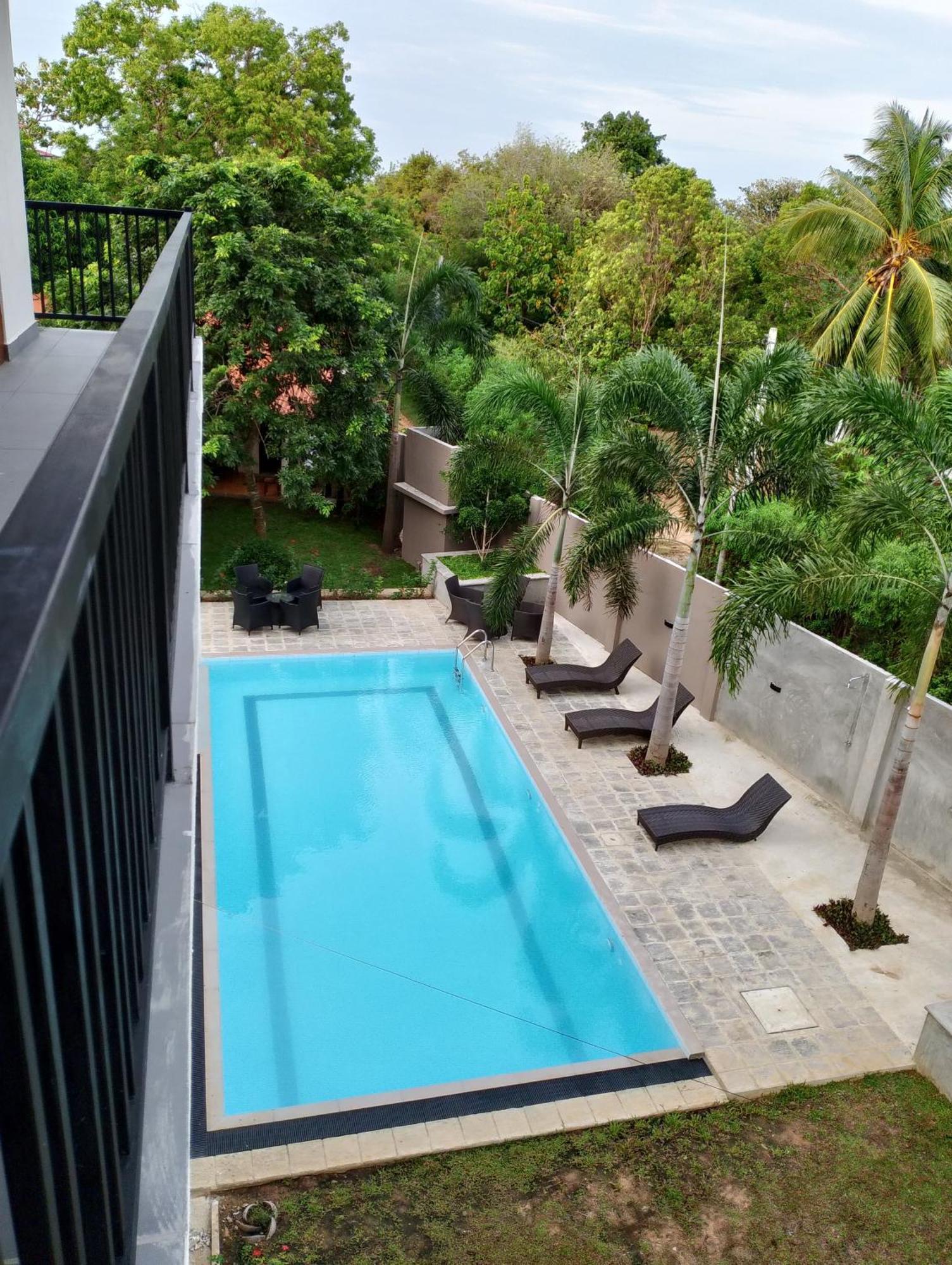 Malindu Yala Gate Hotel Tissamaharama Ngoại thất bức ảnh